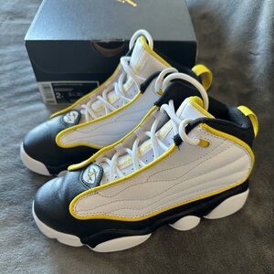 Kids Jordan Pro Strong sneakers